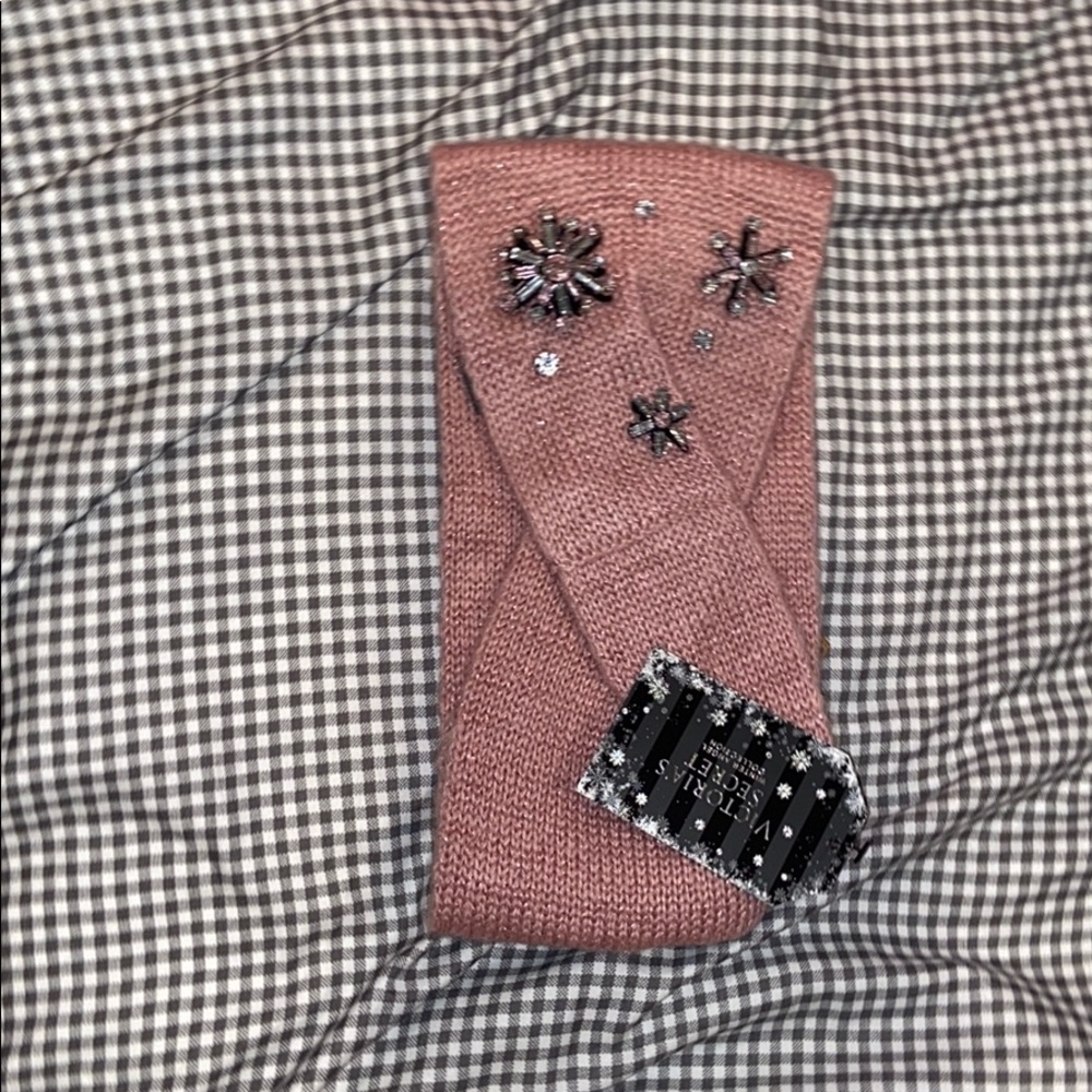 Ear warmer!
